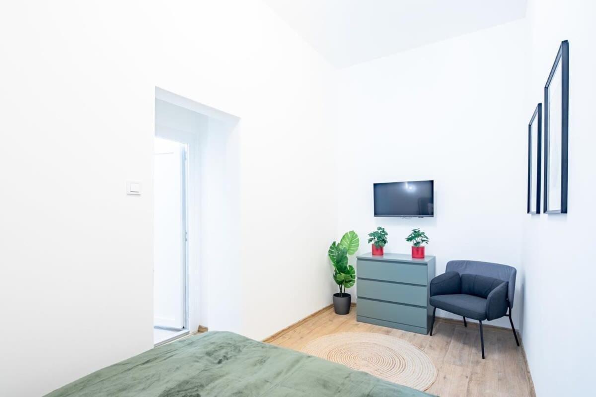 Central - New - Comfy Ac Studio Budapeşte Dış mekan fotoğraf